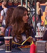 Victorious_S02E03_IceCreamForKe_ha_VJBR_0430.jpg