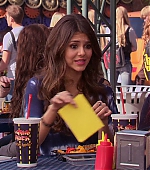 Victorious_S02E03_IceCreamForKe_ha_VJBR_0433.jpg