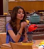 Victorious_S02E03_IceCreamForKe_ha_VJBR_0748.jpg