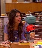 Victorious_S02E03_IceCreamForKe_ha_VJBR_0901.jpg