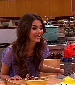 Victorious_S02E03_IceCreamForKe_ha_VJBR_0913.jpg