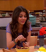 Victorious_S02E03_IceCreamForKe_ha_VJBR_0928.jpg