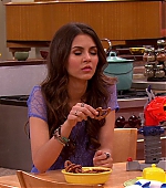 Victorious_S02E03_IceCreamForKe_ha_VJBR_0938.jpg