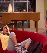 Victorious_S02E03_IceCreamForKe_ha_VJBR_1046.jpg