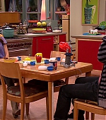 Victorious_S02E03_IceCreamForKe_ha_VJBR_1069.jpg