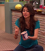 Victorious_S02E03_IceCreamForKe_ha_VJBR_1224.jpg