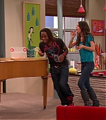 Victorious_S02E03_IceCreamForKe_ha_VJBR_1283.jpg