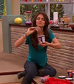 Victorious_S02E03_IceCreamForKe_ha_VJBR_1381.jpg