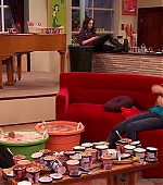 Victorious_S02E03_IceCreamForKe_ha_VJBR_1455.jpg