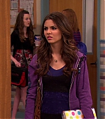 Victorious_S02E03_IceCreamForKe_ha_VJBR_1814.jpg