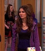 Victorious_S02E03_IceCreamForKe_ha_VJBR_1816.jpg