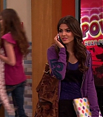 Victorious_S02E03_IceCreamForKe_ha_VJBR_1899.jpg