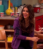 Victorious_S02E03_IceCreamForKe_ha_VJBR_2106.jpg