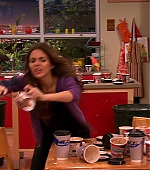 Victorious_S02E03_IceCreamForKe_ha_VJBR_2259.jpg