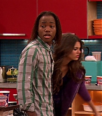 Victorious_S02E03_IceCreamForKe_ha_VJBR_2349.jpg