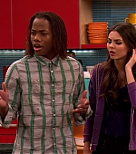 Victorious_S02E03_IceCreamForKe_ha_VJBR_2408.jpg