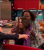 Victorious_S02E03_IceCreamForKe_ha_VJBR_2450.jpg