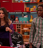 Victorious_S02E03_IceCreamForKe_ha_VJBR_2484.jpg