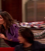 Victorious_S02E03_IceCreamForKe_ha_VJBR_2512.jpg