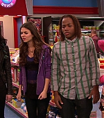 Victorious_S02E03_IceCreamForKe_ha_VJBR_2790.jpg