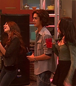 Victorious_S02E03_IceCreamForKe_ha_VJBR_2983.jpg