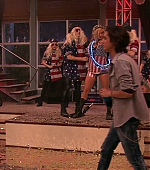 Victorious_S02E03_IceCreamForKe_ha_VJBR_3077.jpg