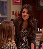 Victorious_S02E03_IceCreamForKe_ha_VJBR_3148.jpg