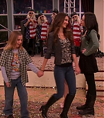 Victorious_S02E03_IceCreamForKe_ha_VJBR_3166.jpg