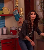 Victorious_S02E03_IceCreamForKe_ha_VJBR_3176.jpg