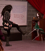 Victorious_S02E04_ToriGetsStuck_VJBR_0182.jpg