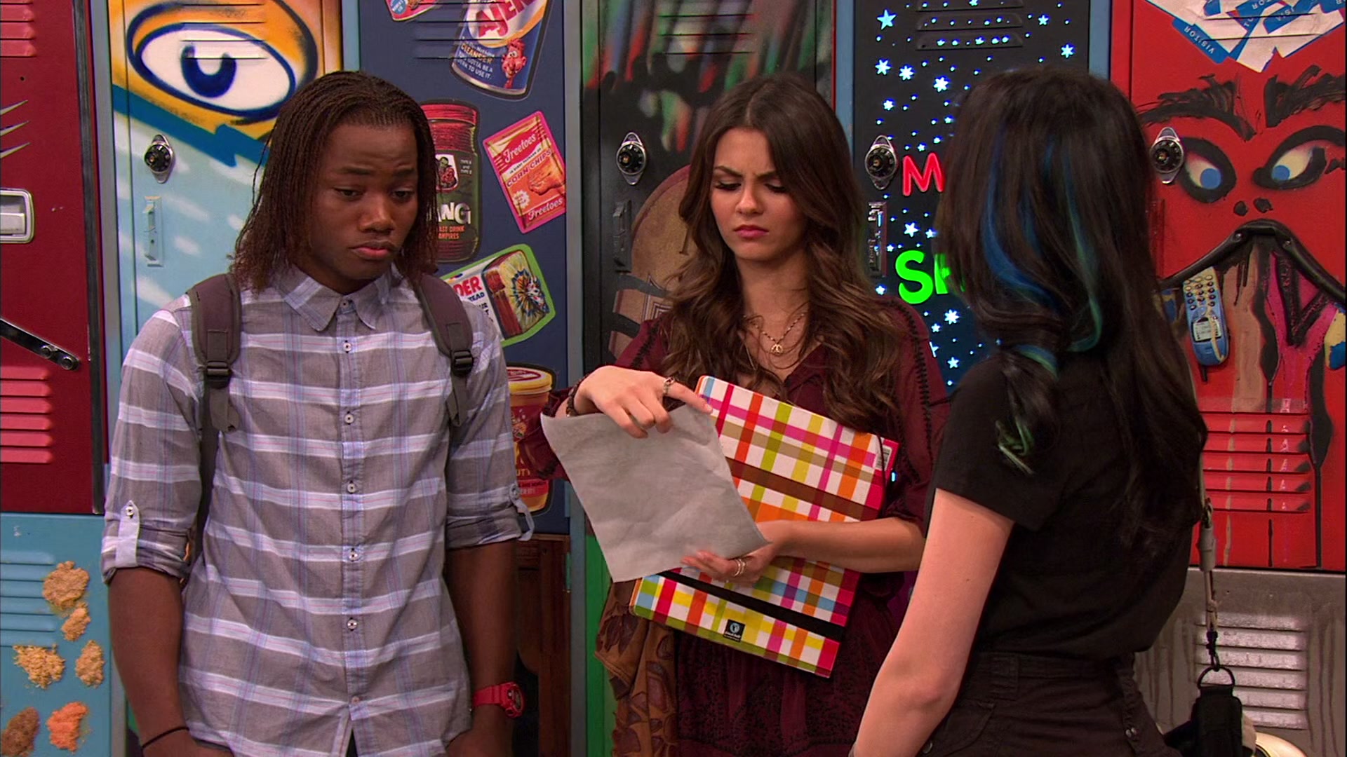 Victorious_S02E05_PromWrecker_VJBR_0243.jpg