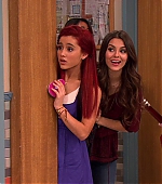 Victorious_S02E05_PromWrecker_VJBR_0040.jpg