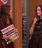 Victorious_S02E05_PromWrecker_VJBR_0218.jpg