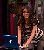 Victorious_S02E05_PromWrecker_VJBR_0752.jpg