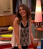 Victorious_S02E06_LockedUp_VJBR_0414.jpg