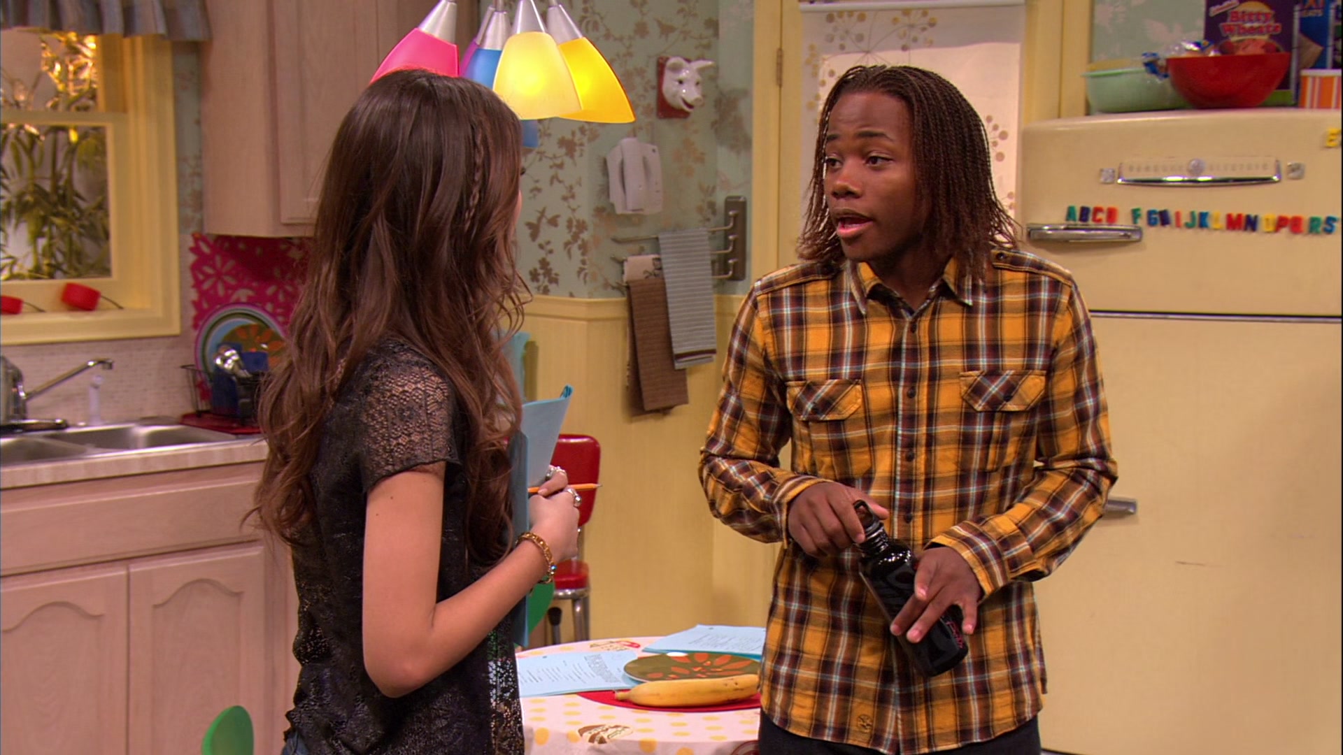 Victorious_S02E08_WhoDidItToTrina_VJBR_0297.jpg