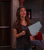 Victorious_S02E08_WhoDidItToTrina_VJBR_0036.jpg