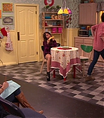 Victorious_S02E08_WhoDidItToTrina_VJBR_0085.jpg