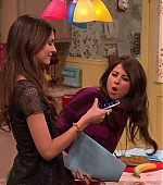 Victorious_S02E08_WhoDidItToTrina_VJBR_0197.jpg