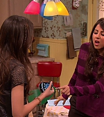 Victorious_S02E08_WhoDidItToTrina_VJBR_0201.jpg