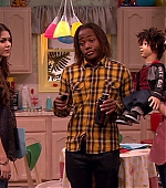 Victorious_S02E08_WhoDidItToTrina_VJBR_0367.jpg