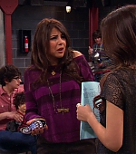 Victorious_S02E08_WhoDidItToTrina_VJBR_0502.jpg