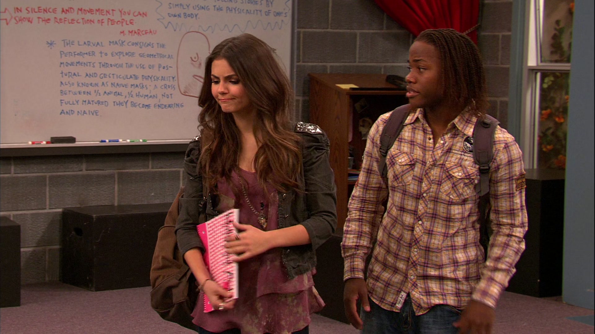 Victorious_S02E10_ToriTorturesTeacher_VJBR_0094.jpg