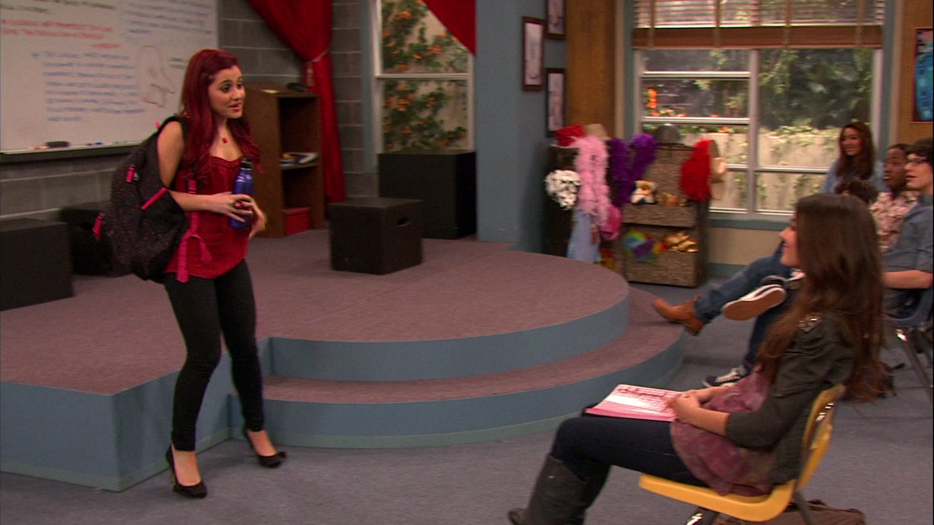 Victorious_S02E10_ToriTorturesTeacher_VJBR_0107.jpg