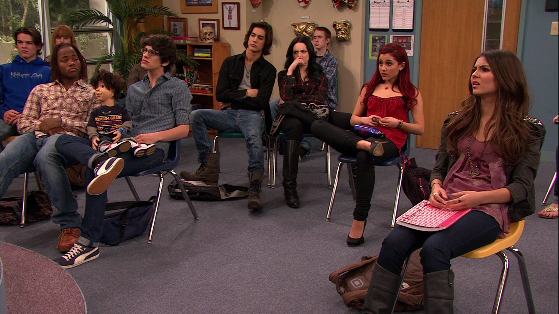 Victorious_S02E10_ToriTorturesTeacher_VJBR_0265.jpg