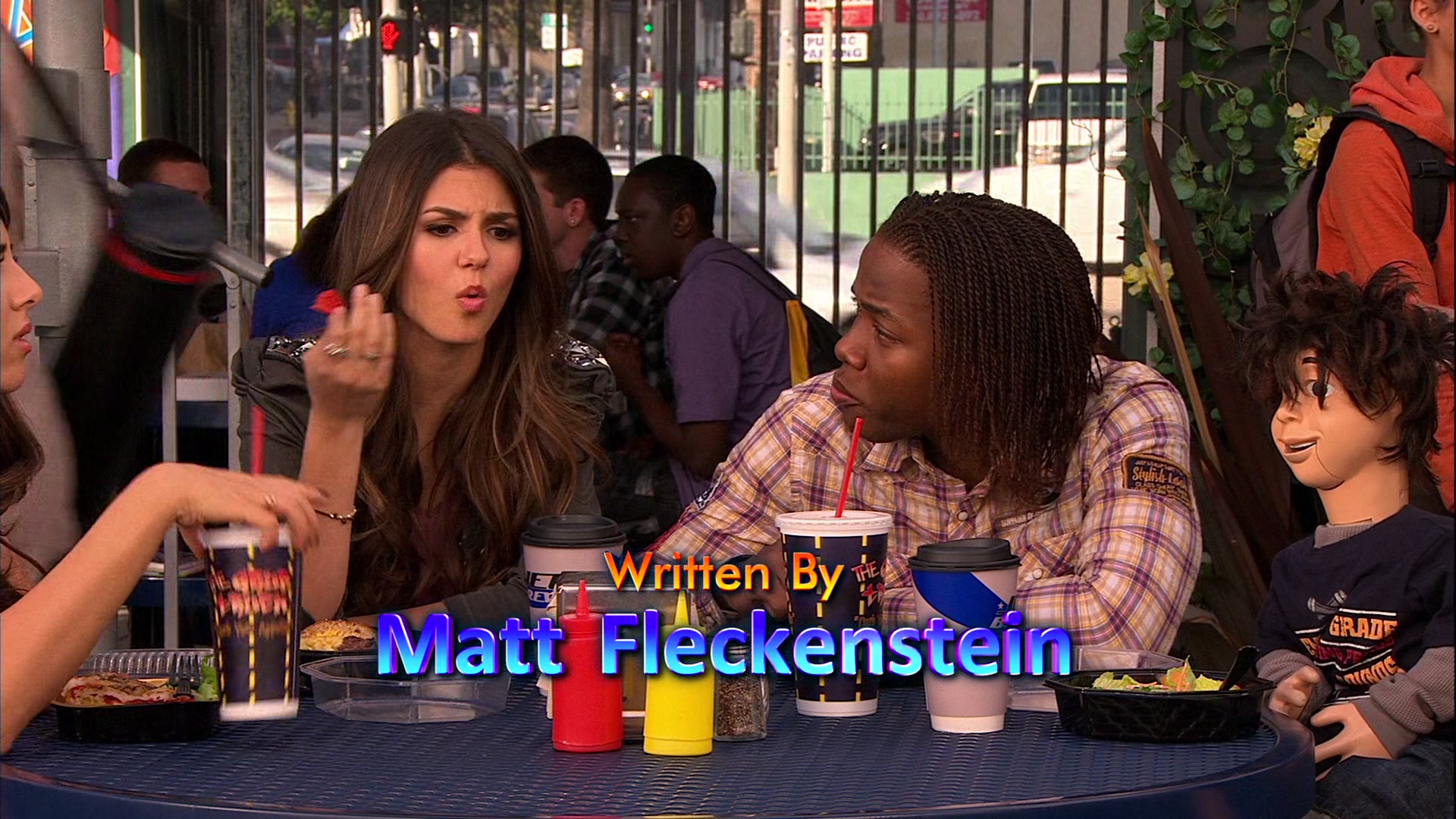 Victorious_S02E10_ToriTorturesTeacher_VJBR_0448.jpg