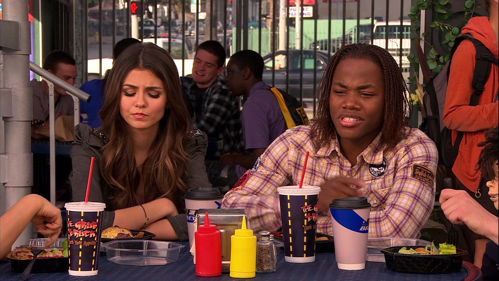 Victorious_S02E10_ToriTorturesTeacher_VJBR_0485.jpg