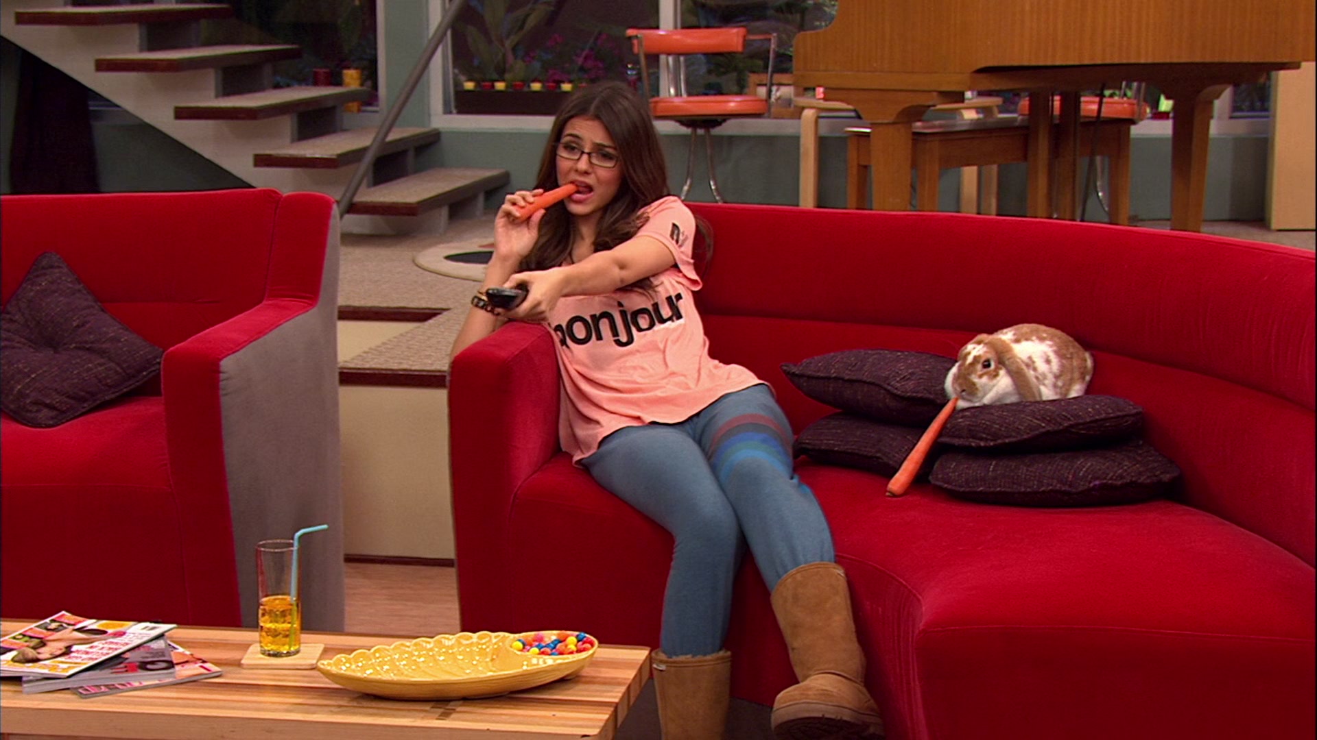 Victorious_S02E10_ToriTorturesTeacher_VJBR_3297.jpg