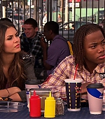 Victorious_S02E10_ToriTorturesTeacher_VJBR_0472.jpg