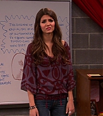 Victorious_S02E10_ToriTorturesTeacher_VJBR_1891.jpg